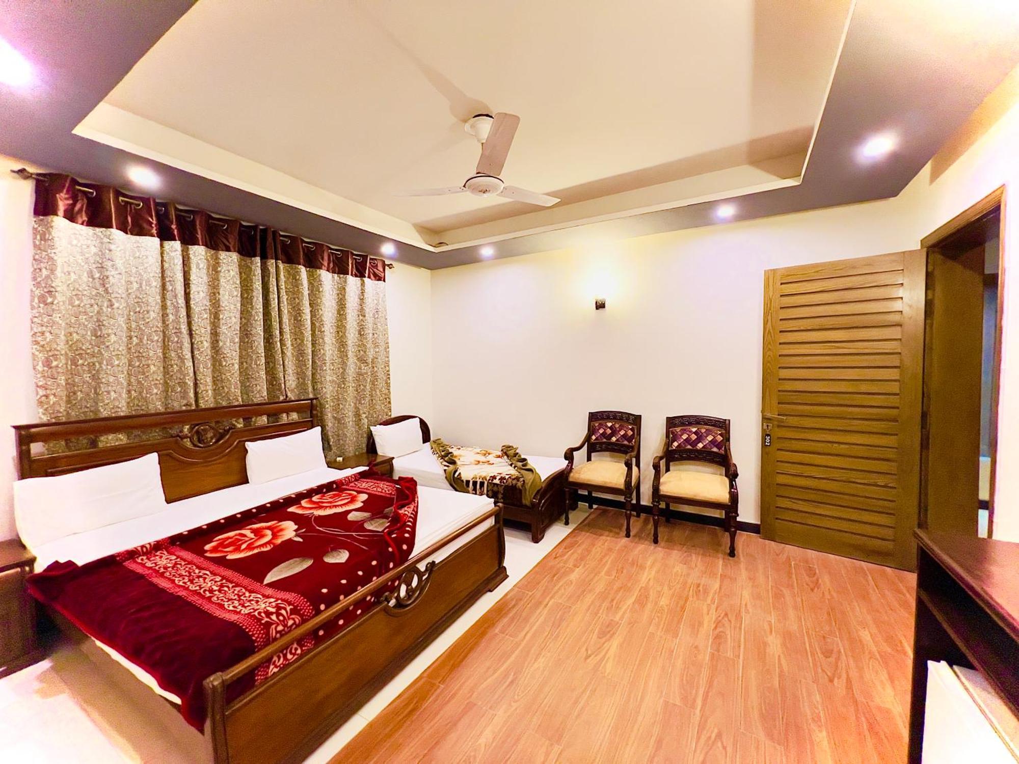 Holiday In Islamabad Exterior foto