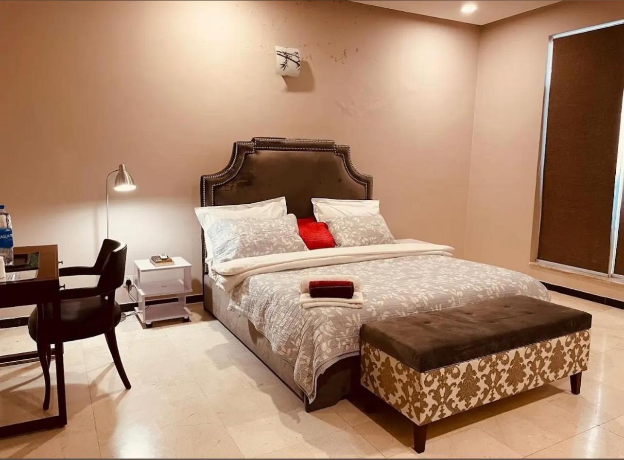 Holiday In Islamabad Exterior foto